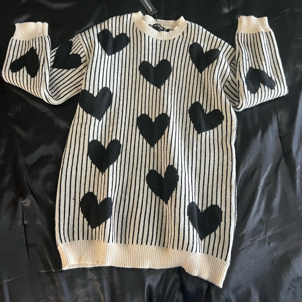 Monochrome Hearts Knitted Sweatshirt Dress